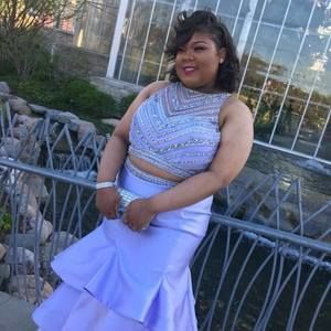 Meet your Posher, Alexandria